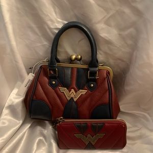 Wonder Woman leather purse and wallet.